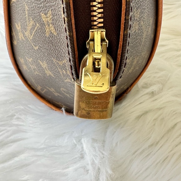 Louis Vuitton Ellipse PM - Picture 6 of 9